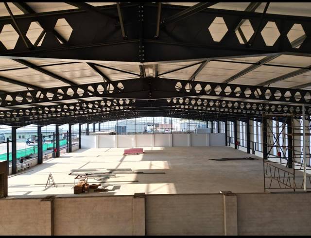 851M² WAREHOUSE TO LET IN WATERFALL